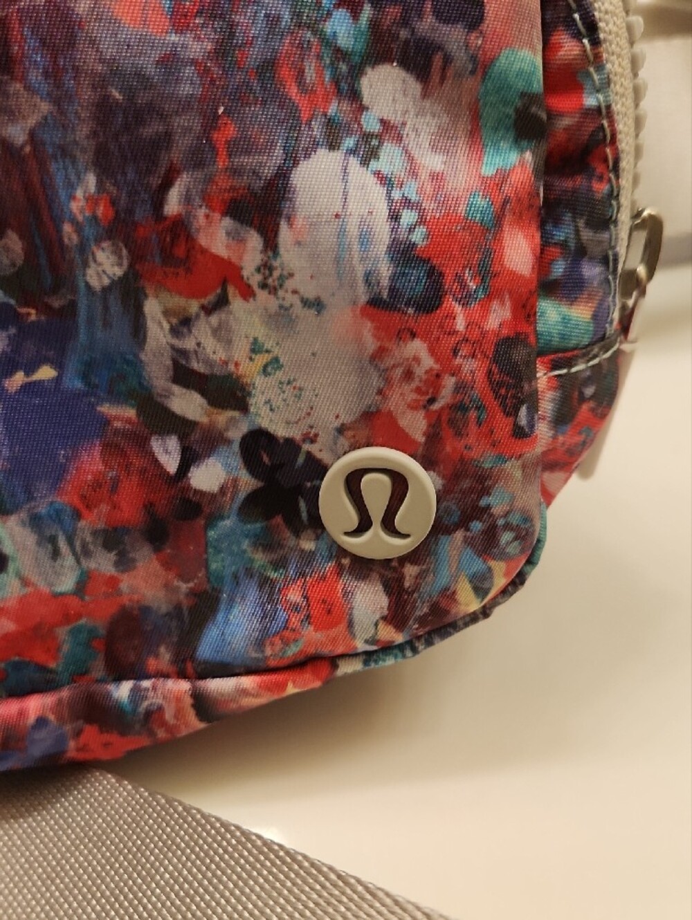 lululemon athletica Multicolor Floral Print Belt Bag - Colorful - Picture 2 of 10